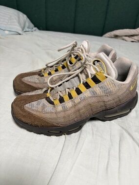 Nike Men’s Athletic Shoes - Brown & Yellow